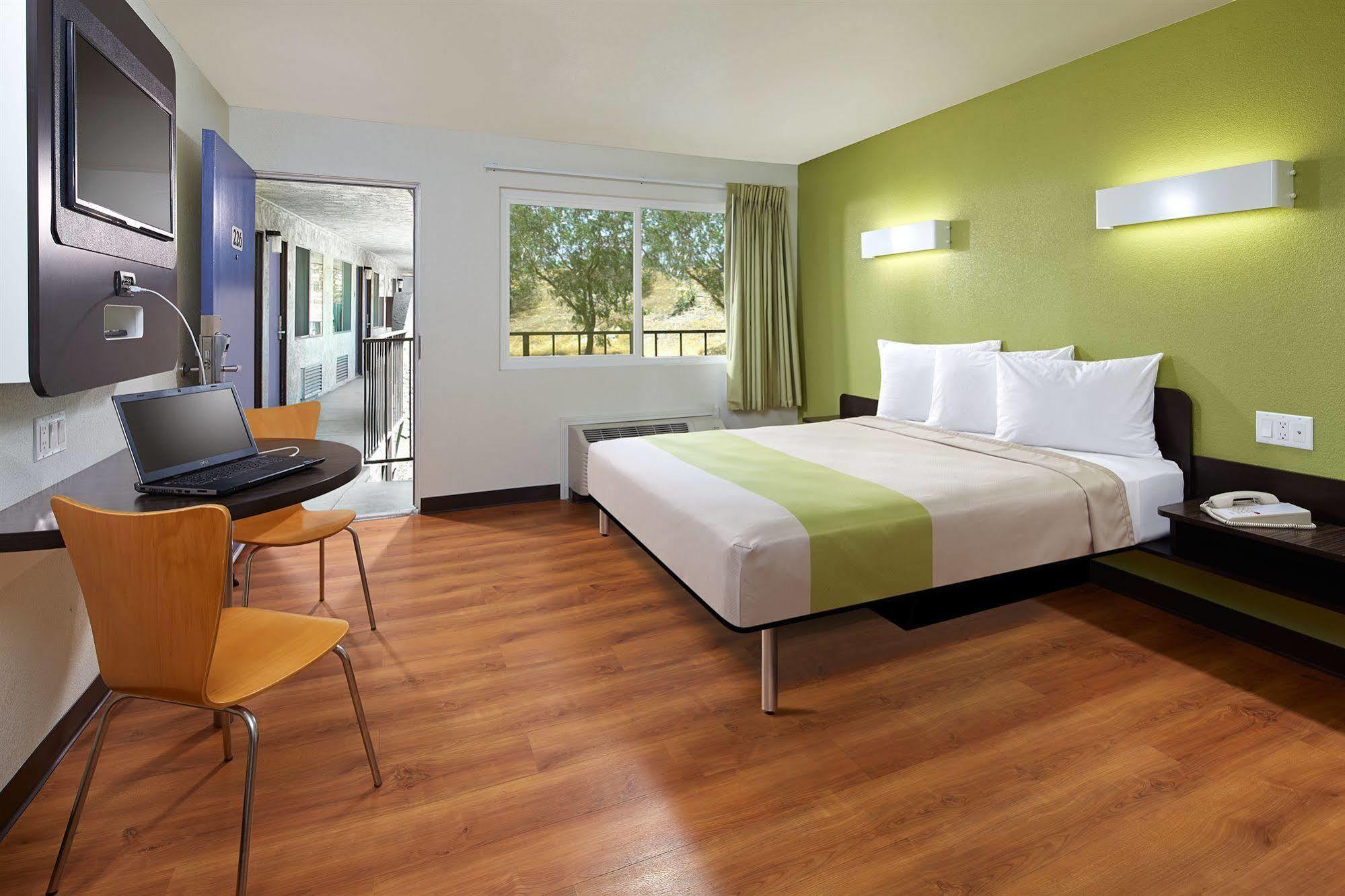 Motel 6-Redlands, Ca Eksteriør bilde