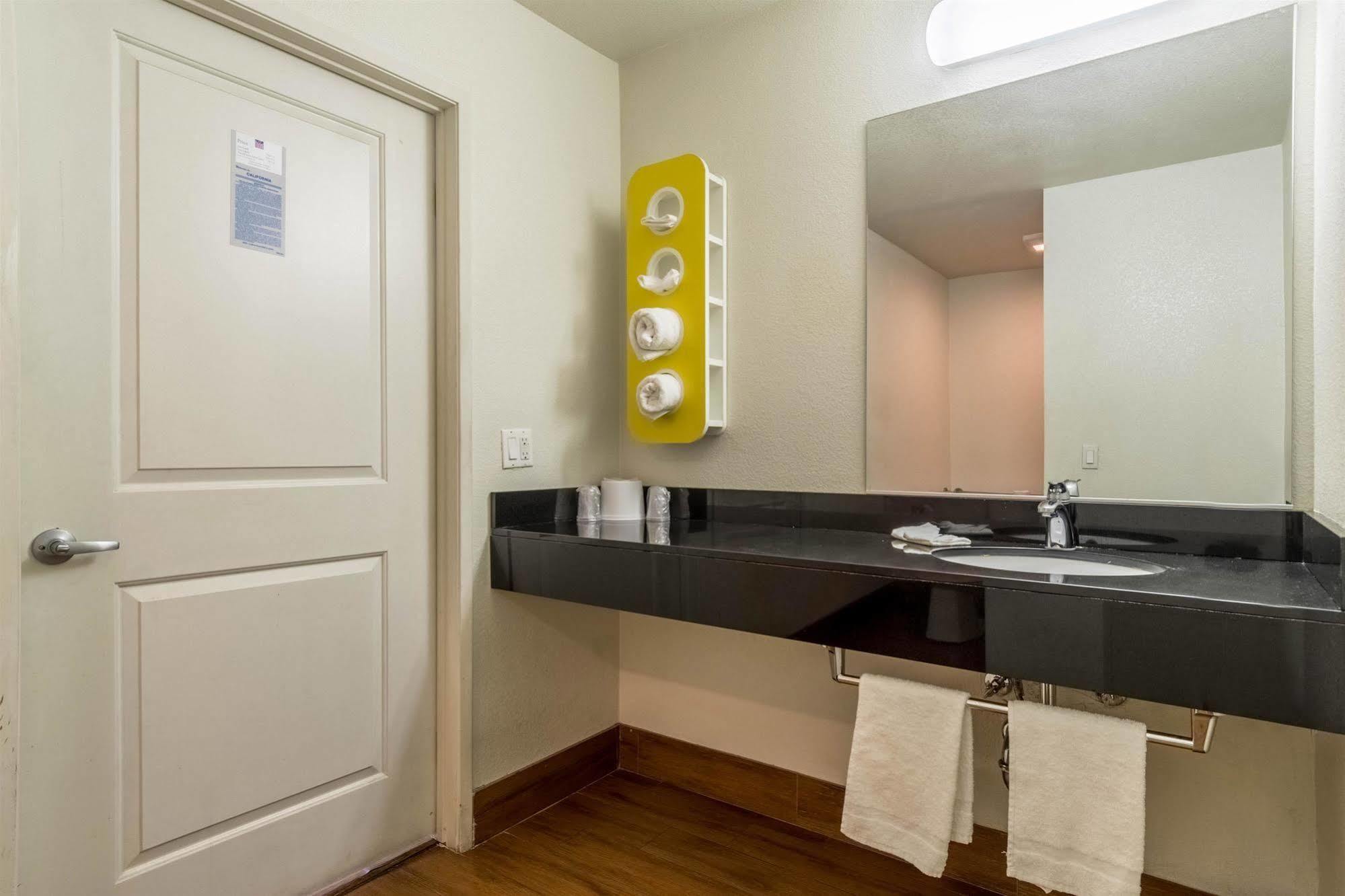 Motel 6-Redlands, Ca Eksteriør bilde