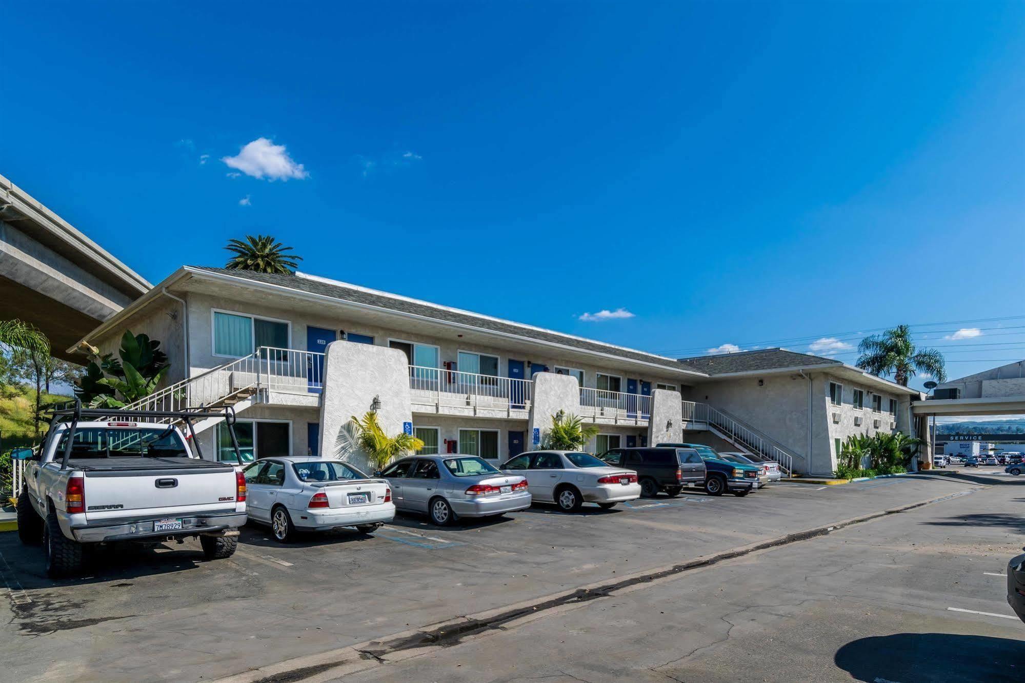 Motel 6-Redlands, Ca Eksteriør bilde